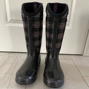 BOGS rain boots